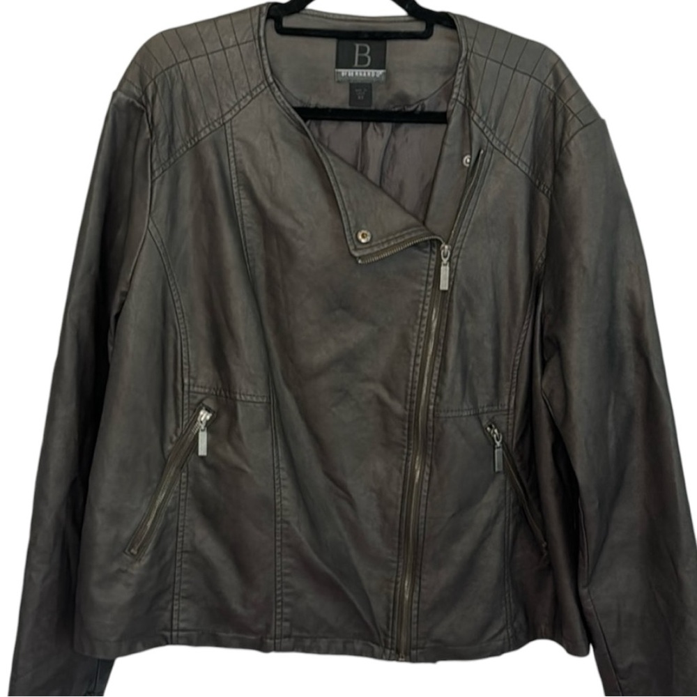 By Bernardo Gray Faux Leather‎ Jacket in Size 3X